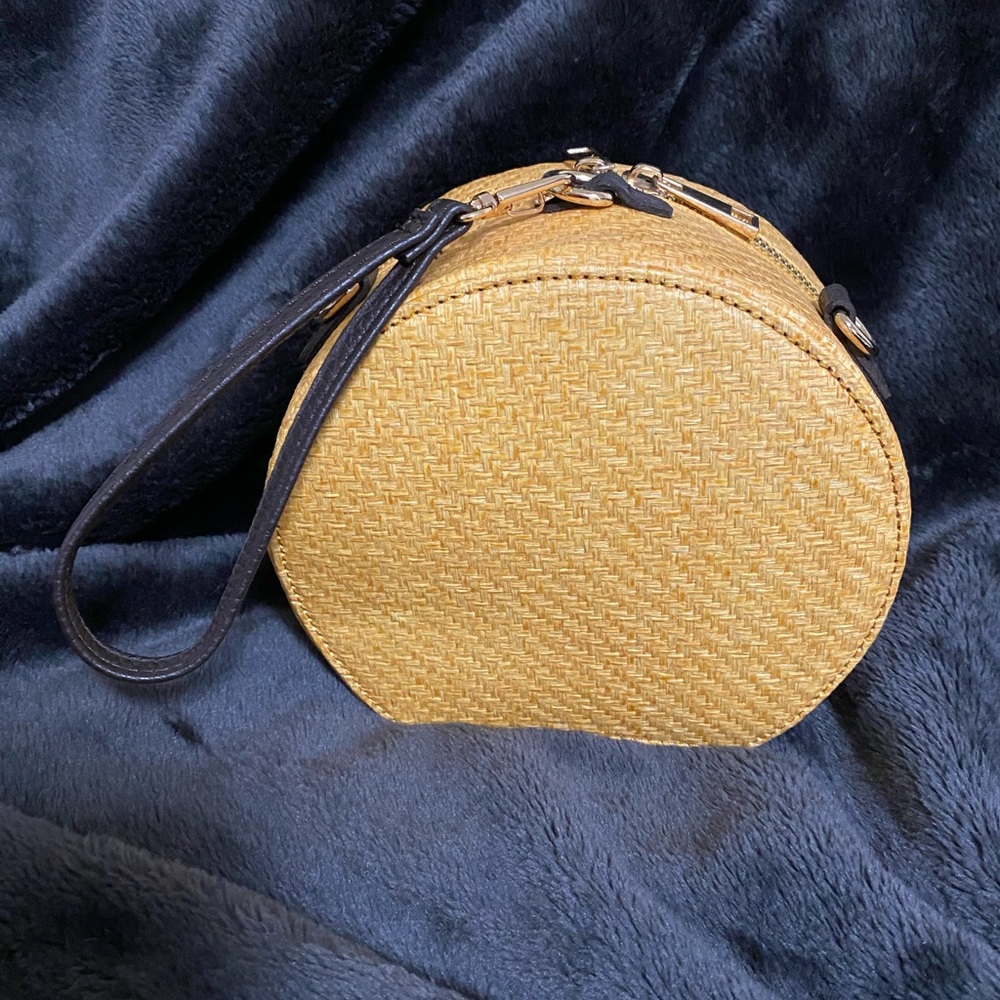 Brand new weaved crossbody or hand purse